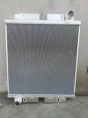 A3825000102 Satış Sonrası Radyatör Mercedes Benz O-500U'ya Uyar