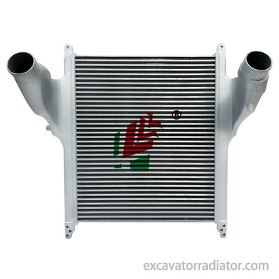 Isuzu intercooler OEM114310555 yüksek performanslı alüminyum kamyon ısı dağılımı intercooler montajı