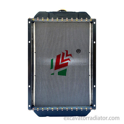 Weichai K4105 Lisesi Sağ Eğil DF38 Yüksek Kalite Mühendislik Makineleri Radyatör Aksesuarları