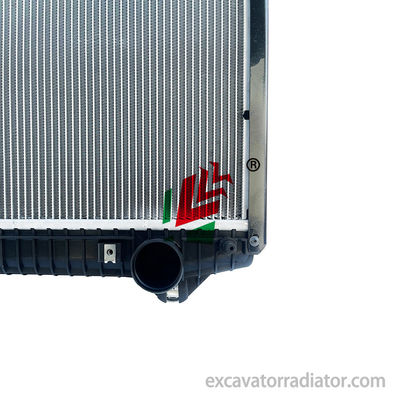 Ağır kamyon radyatörü Soğutma sistemi Motor Kamyon Alüminyum Çekirdek Plastik Tanklar Oe 2308143 2278174 2454028 SCANIA Truc için