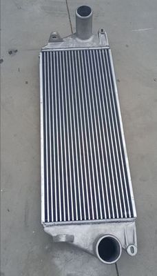 HYUNDAI R335-7 Ekskavatör için 62mm Kamyon Intercooler Montajı