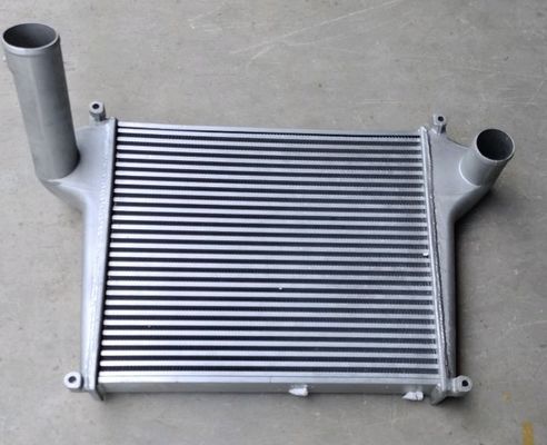 Radyatör AZ9525530003 için Kalınlaştırılmış Boru Hino Intercooler