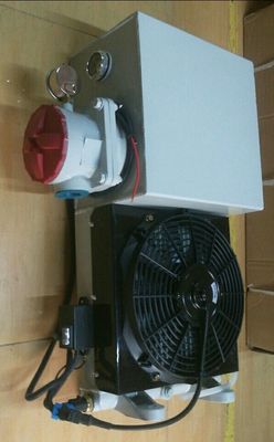 Elektrikli Fan Hidrolik Sistem Kullanımı ile Pompa Kamyon 18L / 21L Yağ Devresi 3 Sıralı Radyatör